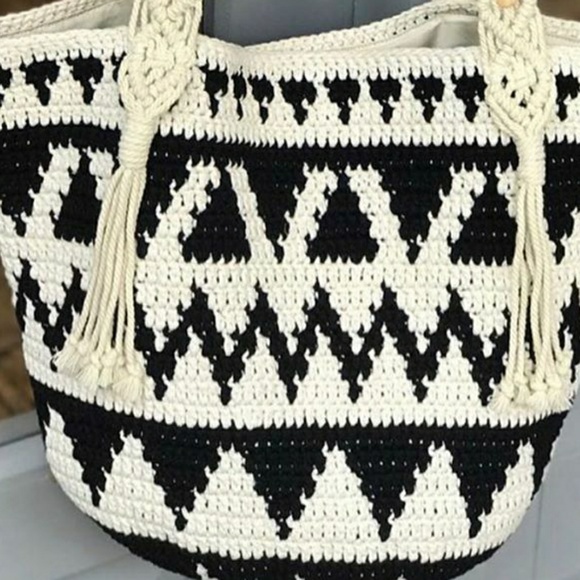 Wayuu shoulder bags, handmade crochet - Picture 1 of 8